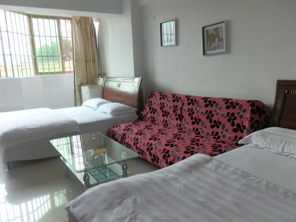 Xingfu Hotel Nanning Exteriör bild